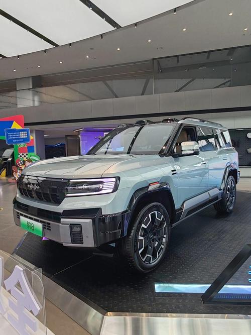 广州24比亚迪方程豹硬派越野的爆款，英菲尼迪35周年与你共成长